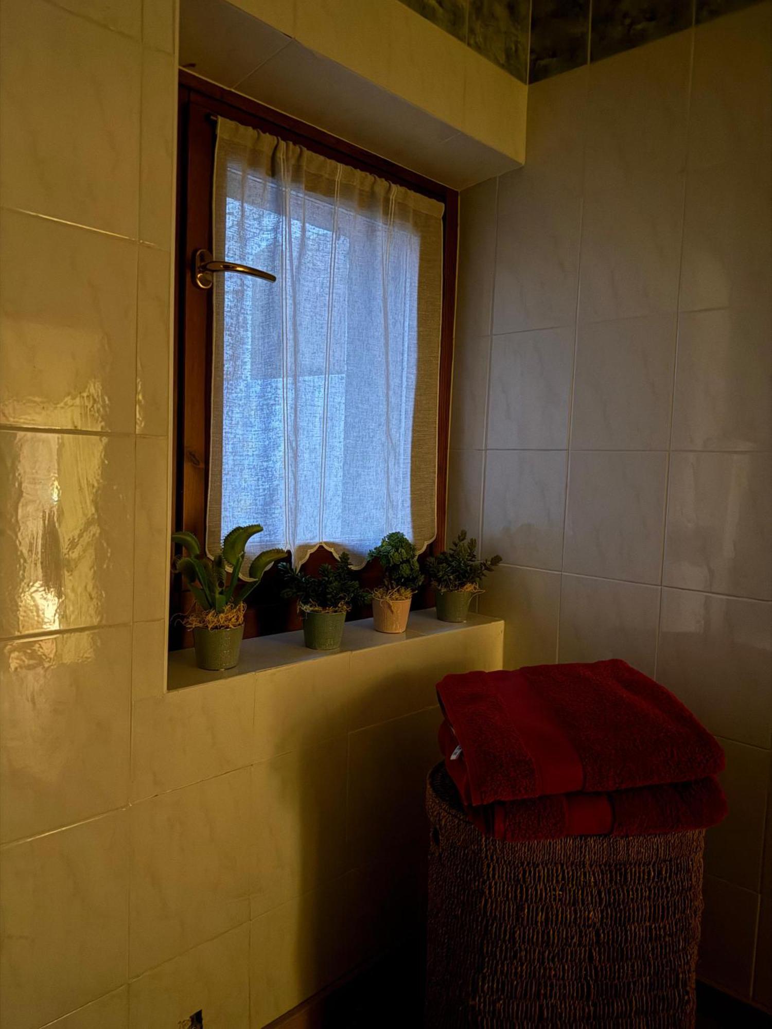 Casa Del Borgo: Appartamento Immerso Nel Verde A/C Bellano Esterno foto